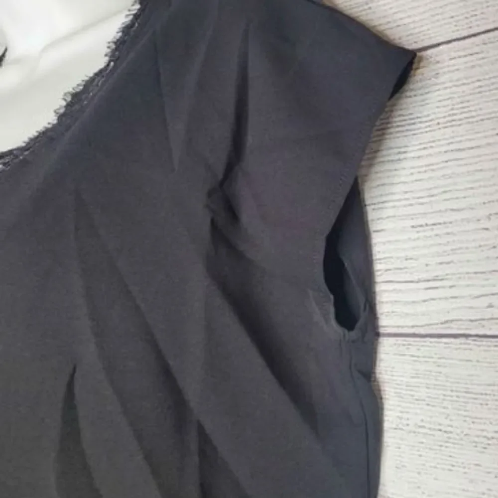 Women's Loose Fit Fringe V Neck Top Small‎ - Picture 3 of 5